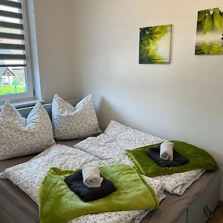 Ferienwohnung Eisfelder Auszeit Exterior foto